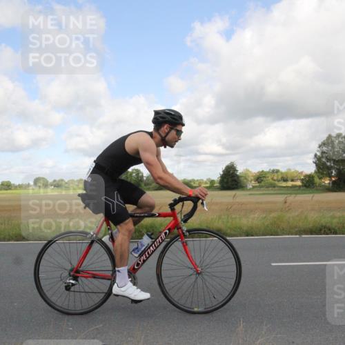 25.08.2024 - Elbe Triathlon Hamburg Fuchs,  Jonas http://msf.ph/oto/6835342 25.08.2024 10:20:00 Radfahren 610, 488, 483, 627, 1500, 462, 598 meine-sportfotos.de