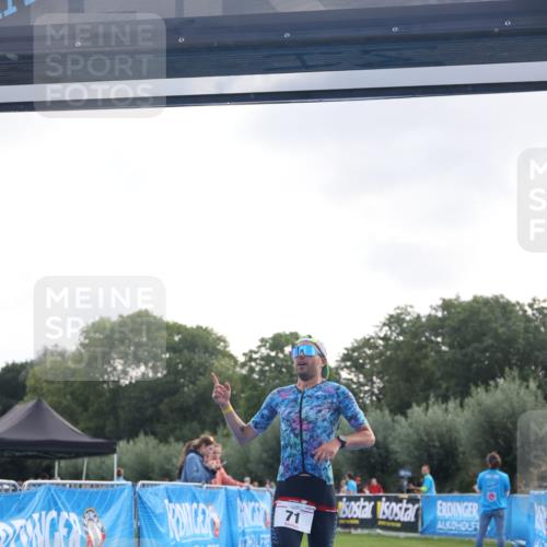 25.08.2024 - Elbe Triathlon Hamburg H.Heesch http://msf.ph/oto/6835368 25.08.2024 10:11:05 Ziel 68, 71 meine-sportfotos.de