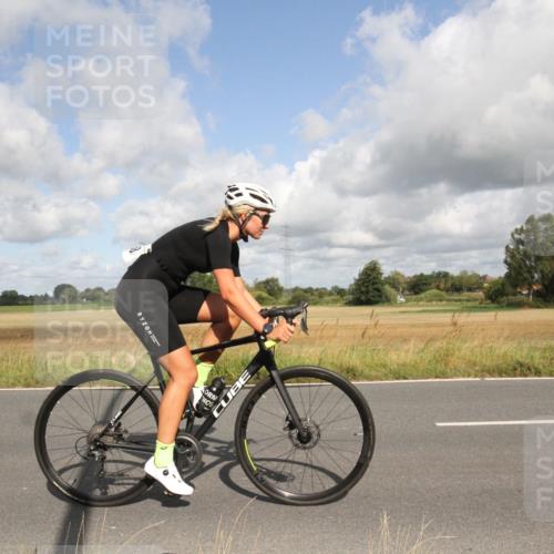 25.08.2024 - Elbe Triathlon Hamburg Fuchs,  Jonas http://msf.ph/oto/6835390 25.08.2024 10:20:16 Radfahren 621, 337, 549, 573, 451, 468, 557, 629, 526, 520 meine-sportfotos.de