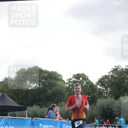 25.08.2024 - Elbe Triathlon Hamburg H.Heesch http://msf.ph/oto/6835440 25.08.2024 10:11:12 Ziel 68, 71 meine-sportfotos.de