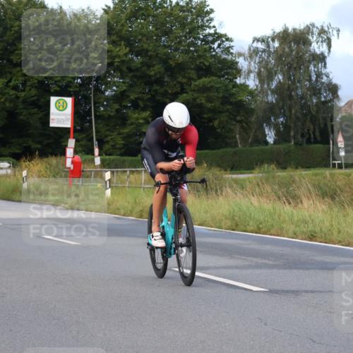 25.08.2024 - Elbe Triathlon Hamburg Fuchs,  Jonas http://msf.ph/oto/6835468 25.08.2024 08:42:23 Radfahren 60 meine-sportfotos.de