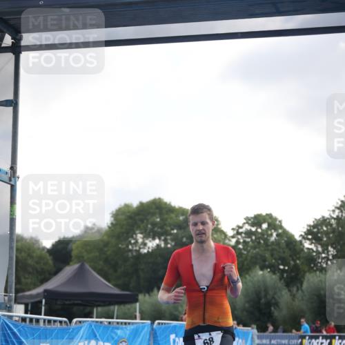 25.08.2024 - Elbe Triathlon Hamburg H.Heesch http://msf.ph/oto/6835478 25.08.2024 10:11:12 Ziel 68, 71 meine-sportfotos.de