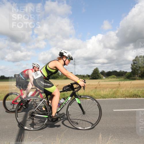 25.08.2024 - Elbe Triathlon Hamburg Fuchs,  Jonas http://msf.ph/oto/6835485 25.08.2024 10:20:58 Radfahren 512, 560, 356, 617, 495, 655, 607, 350, 487 meine-sportfotos.de