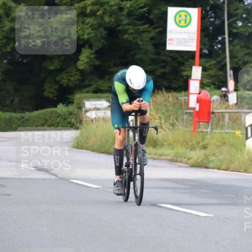 25.08.2024 - Elbe Triathlon Hamburg Fuchs,  Jonas http://msf.ph/oto/6835527 25.08.2024 08:42:49 Radfahren 48, 61 meine-sportfotos.de