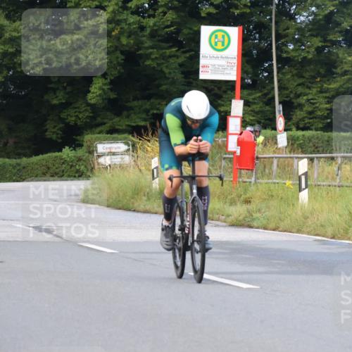25.08.2024 - Elbe Triathlon Hamburg Fuchs,  Jonas http://msf.ph/oto/6835534 25.08.2024 08:42:49 Radfahren 48, 61 meine-sportfotos.de