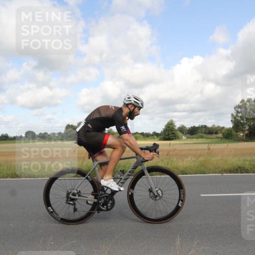 25.08.2024 - Elbe Triathlon Hamburg Fuchs,  Jonas http://msf.ph/oto/6835580 25.08.2024 10:21:23 Radfahren 273, 569, 659, 556, 613, 554 meine-sportfotos.de