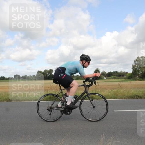 25.08.2024 - Elbe Triathlon Hamburg Fuchs,  Jonas http://msf.ph/oto/6835596 25.08.2024 10:21:29 Radfahren 659, 556, 613, 554, 357, 476, 614, 652 meine-sportfotos.de