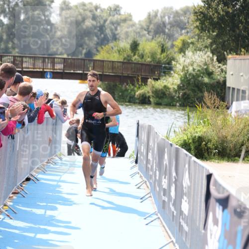 25.08.2024 - Elbe Triathlon Hamburg H.Heesch http://msf.ph/oto/6835622 25.08.2024 14:04:31 Schwimmen 3, 5, 11, 12, 21, 24, 27, 31 meine-sportfotos.de