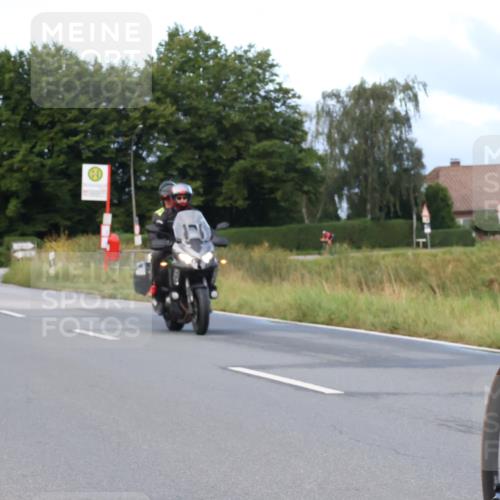25.08.2024 - Elbe Triathlon Hamburg Fuchs,  Jonas http://msf.ph/oto/6835651 25.08.2024 08:42:55 Radfahren 48, 61, 52 meine-sportfotos.de