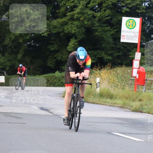 25.08.2024 - Elbe Triathlon Hamburg Fuchs,  Jonas http://msf.ph/oto/6835669 25.08.2024 08:42:59 Radfahren 61, 52, 84 meine-sportfotos.de