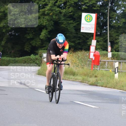 25.08.2024 - Elbe Triathlon Hamburg Fuchs,  Jonas http://msf.ph/oto/6835671 25.08.2024 08:42:59 Radfahren 61, 52, 84 meine-sportfotos.de