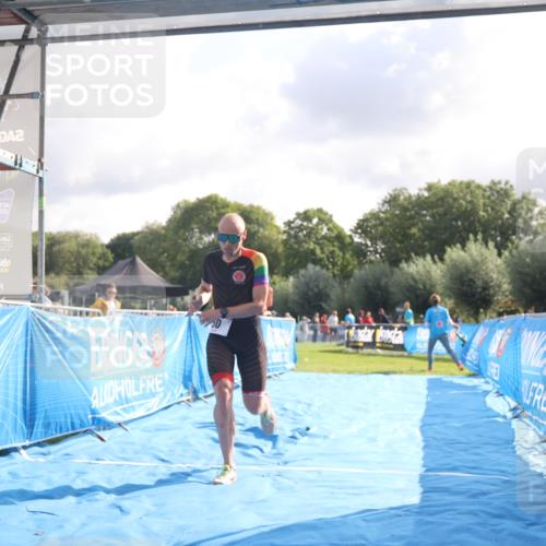 25.08.2024 - Elbe Triathlon Hamburg H.Heesch http://msf.ph/oto/6835696 25.08.2024 10:13:11 Ziel 50 meine-sportfotos.de