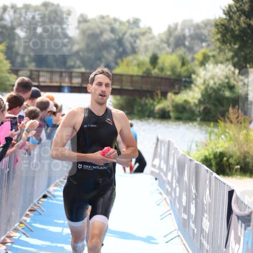 25.08.2024 - Elbe Triathlon Hamburg H.Heesch http://msf.ph/oto/6835715 25.08.2024 14:04:32 Schwimmen 3, 5, 11, 12, 21, 24, 27, 31 meine-sportfotos.de