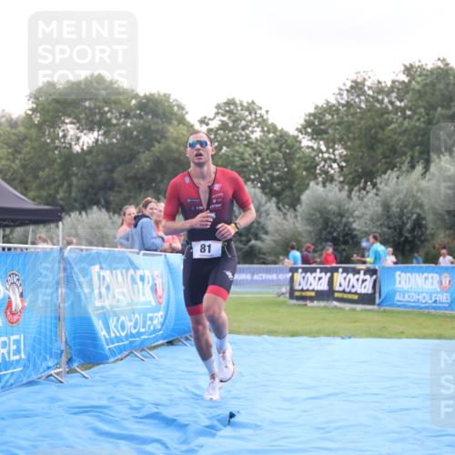 25.08.2024 - Elbe Triathlon Hamburg H.Heesch http://msf.ph/oto/6835753 25.08.2024 10:14:32 Ziel 81 meine-sportfotos.de