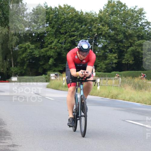 25.08.2024 - Elbe Triathlon Hamburg Fuchs,  Jonas http://msf.ph/oto/6835756 25.08.2024 08:43:05 Radfahren 52, 84, 35 meine-sportfotos.de