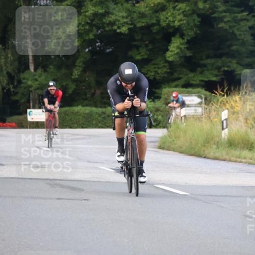 25.08.2024 - Elbe Triathlon Hamburg Fuchs,  Jonas http://msf.ph/oto/6835788 25.08.2024 08:43:10 Radfahren 84, 35, 94, 64, 86 meine-sportfotos.de