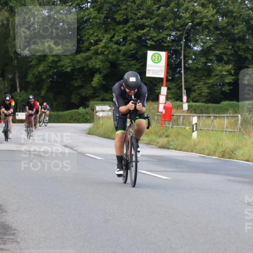 25.08.2024 - Elbe Triathlon Hamburg Fuchs,  Jonas http://msf.ph/oto/6835822 25.08.2024 08:43:11 Radfahren 35, 94, 64, 86 meine-sportfotos.de