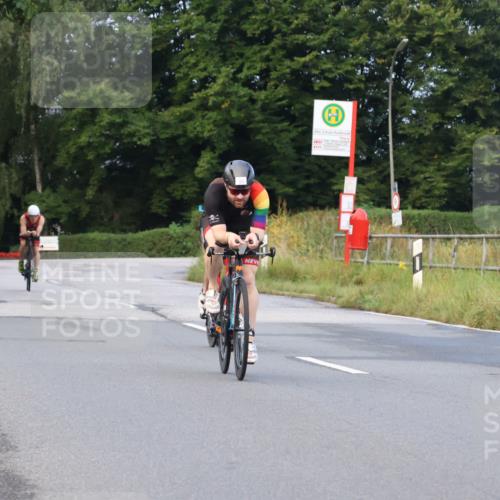 25.08.2024 - Elbe Triathlon Hamburg Fuchs,  Jonas http://msf.ph/oto/6835866 25.08.2024 08:43:13 Radfahren 35, 94, 64, 86, 33 meine-sportfotos.de