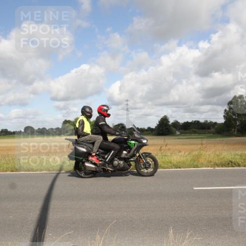 25.08.2024 - Elbe Triathlon Hamburg Fuchs,  Jonas http://msf.ph/oto/6835867 25.08.2024 10:23:04 Radfahren 623, 596, 521, 612 meine-sportfotos.de