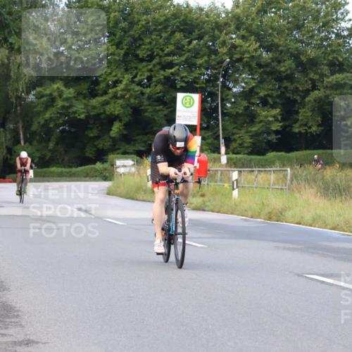 25.08.2024 - Elbe Triathlon Hamburg Fuchs,  Jonas http://msf.ph/oto/6835877 25.08.2024 08:43:13 Radfahren 35, 94, 64, 86, 33 meine-sportfotos.de