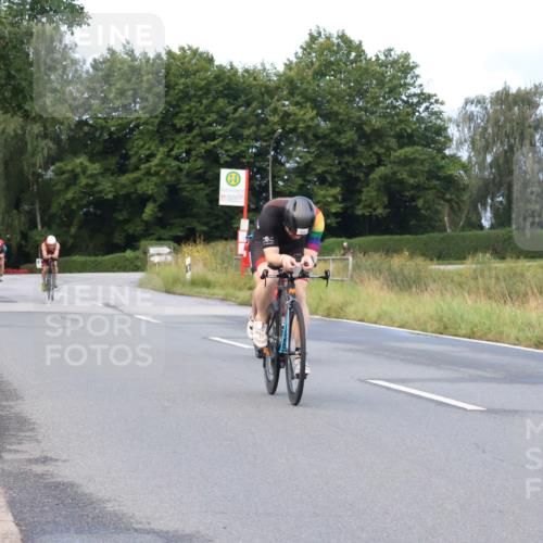 25.08.2024 - Elbe Triathlon Hamburg Fuchs,  Jonas http://msf.ph/oto/6835890 25.08.2024 08:43:14 Radfahren 35, 94, 64, 86, 33 meine-sportfotos.de