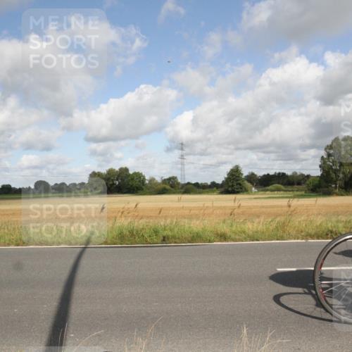 25.08.2024 - Elbe Triathlon Hamburg Fuchs,  Jonas http://msf.ph/oto/6835900 25.08.2024 10:23:33 Radfahren 645, 571, 397, 395 meine-sportfotos.de