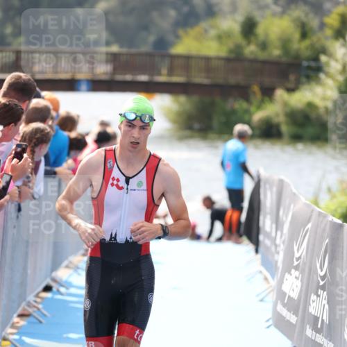 25.08.2024 - Elbe Triathlon Hamburg H.Heesch http://msf.ph/oto/6835901 25.08.2024 14:04:38 Schwimmen 3, 5, 11, 12, 21, 24, 26, 27, 31 meine-sportfotos.de