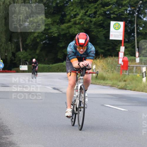 25.08.2024 - Elbe Triathlon Hamburg Fuchs,  Jonas http://msf.ph/oto/6835955 25.08.2024 08:43:18 Radfahren 94, 64, 86, 33, 58 meine-sportfotos.de