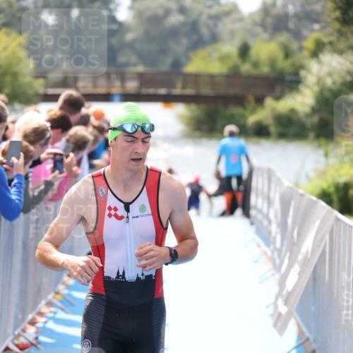 25.08.2024 - Elbe Triathlon Hamburg H.Heesch http://msf.ph/oto/6835958 25.08.2024 14:04:39 Schwimmen 3, 5, 11, 12, 21, 24, 26, 27, 31 meine-sportfotos.de