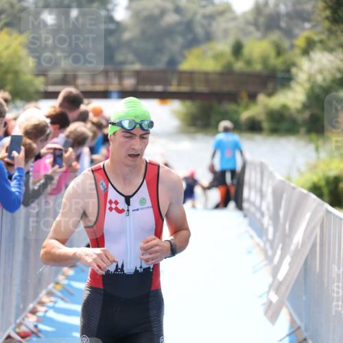 25.08.2024 - Elbe Triathlon Hamburg H.Heesch http://msf.ph/oto/6835965 25.08.2024 14:04:39 Schwimmen 3, 5, 11, 12, 21, 24, 26, 27, 31 meine-sportfotos.de