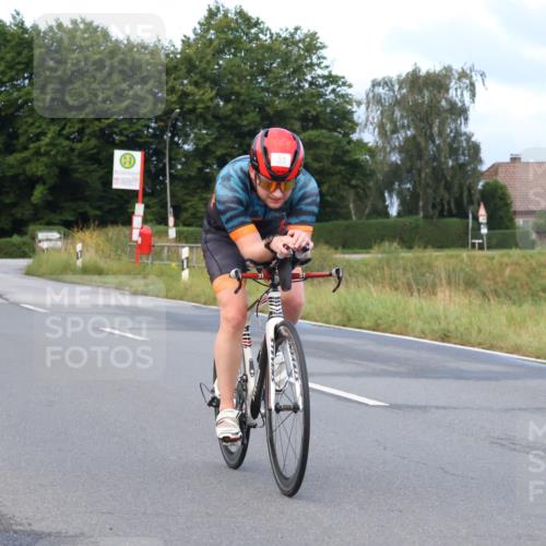 25.08.2024 - Elbe Triathlon Hamburg Fuchs,  Jonas http://msf.ph/oto/6835977 25.08.2024 08:43:18 Radfahren 94, 64, 86, 33, 58 meine-sportfotos.de