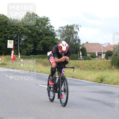 25.08.2024 - Elbe Triathlon Hamburg Fuchs,  Jonas http://msf.ph/oto/6836021 25.08.2024 08:43:23 Radfahren 33, 58 meine-sportfotos.de