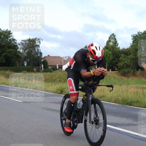 25.08.2024 - Elbe Triathlon Hamburg Fuchs,  Jonas http://msf.ph/oto/6836029 25.08.2024 08:43:24 Radfahren 33, 58, 69 meine-sportfotos.de