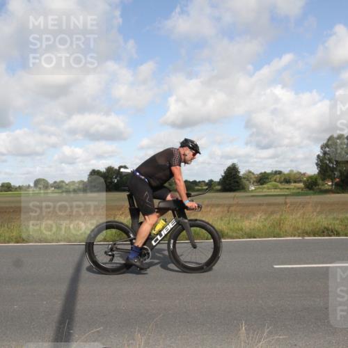25.08.2024 - Elbe Triathlon Hamburg Fuchs,  Jonas http://msf.ph/oto/6836040 25.08.2024 10:25:51 Radfahren 523, 514, 651, 630, 643, 524 meine-sportfotos.de