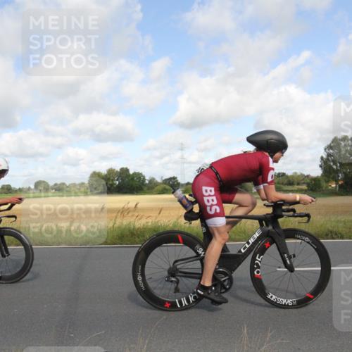 25.08.2024 - Elbe Triathlon Hamburg Fuchs,  Jonas http://msf.ph/oto/6836054 25.08.2024 10:26:00 Radfahren 524, 678, 530, 636 meine-sportfotos.de