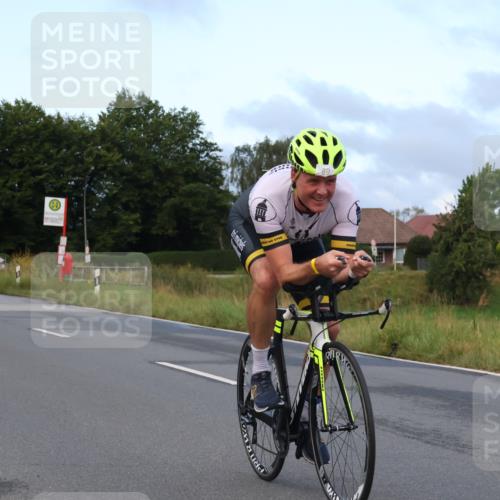 25.08.2024 - Elbe Triathlon Hamburg Fuchs,  Jonas http://msf.ph/oto/6836077 25.08.2024 08:43:32 Radfahren 69, 83 meine-sportfotos.de