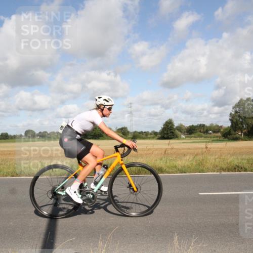25.08.2024 - Elbe Triathlon Hamburg Fuchs,  Jonas http://msf.ph/oto/6836096 25.08.2024 10:26:59 Radfahren 459, 501, 478 meine-sportfotos.de