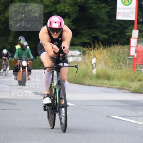 25.08.2024 - Elbe Triathlon Hamburg Fuchs,  Jonas http://msf.ph/oto/6836129 25.08.2024 08:43:52 Radfahren 74, 41 meine-sportfotos.de