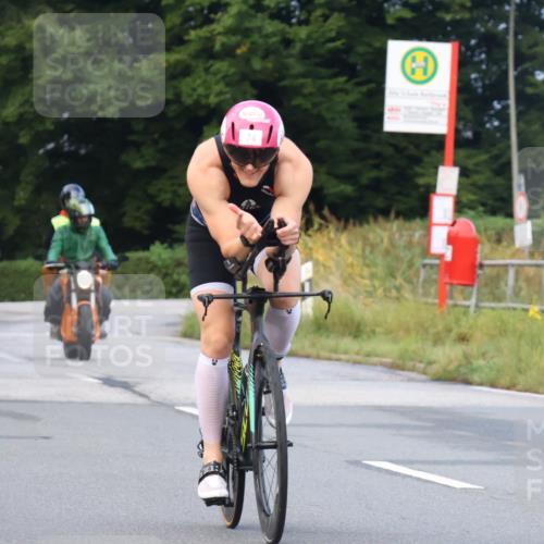 25.08.2024 - Elbe Triathlon Hamburg Fuchs,  Jonas http://msf.ph/oto/6836136 25.08.2024 08:43:52 Radfahren 74, 41 meine-sportfotos.de
