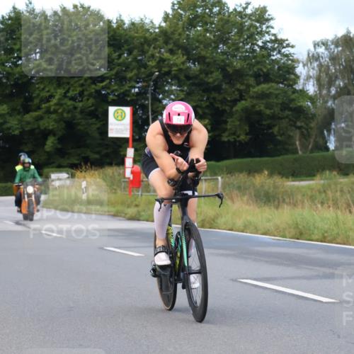 25.08.2024 - Elbe Triathlon Hamburg Fuchs,  Jonas http://msf.ph/oto/6836148 25.08.2024 08:43:52 Radfahren 74, 41 meine-sportfotos.de