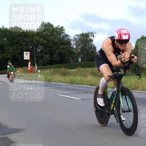 25.08.2024 - Elbe Triathlon Hamburg Fuchs,  Jonas http://msf.ph/oto/6836162 25.08.2024 08:43:53 Radfahren 74, 41 meine-sportfotos.de