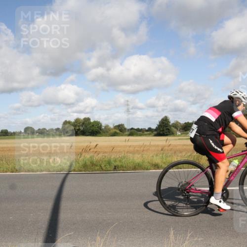 25.08.2024 - Elbe Triathlon Hamburg Fuchs,  Jonas http://msf.ph/oto/6836191 25.08.2024 10:28:28 Radfahren 527, 608 meine-sportfotos.de