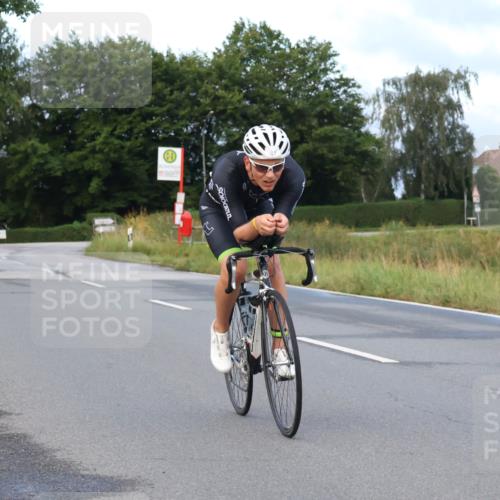 25.08.2024 - Elbe Triathlon Hamburg Fuchs,  Jonas http://msf.ph/oto/6836192 25.08.2024 08:43:58 Radfahren 41 meine-sportfotos.de