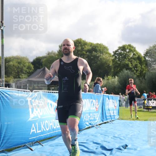 25.08.2024 - Elbe Triathlon Hamburg H.Heesch http://msf.ph/oto/6836207 25.08.2024 10:16:11 Ziel 38, 79 meine-sportfotos.de
