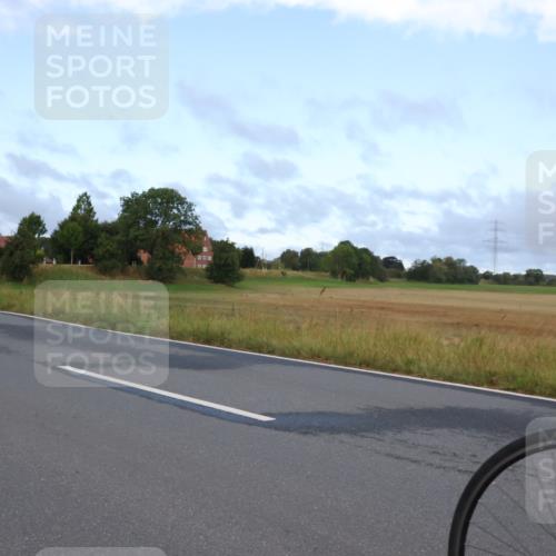 25.08.2024 - Elbe Triathlon Hamburg Fuchs,  Jonas http://msf.ph/oto/6836210 25.08.2024 08:43:59 Radfahren 41 meine-sportfotos.de