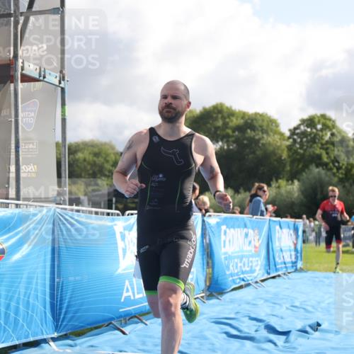 25.08.2024 - Elbe Triathlon Hamburg H.Heesch http://msf.ph/oto/6836230 25.08.2024 10:16:11 Ziel 38, 79 meine-sportfotos.de