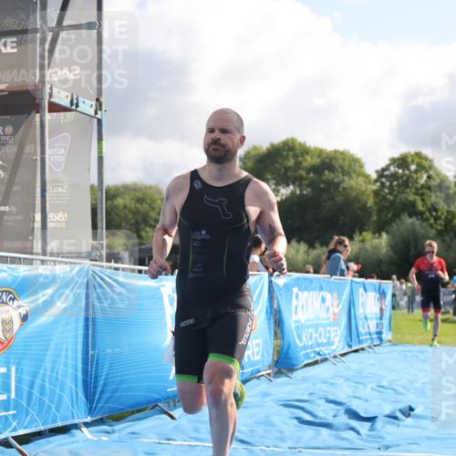 25.08.2024 - Elbe Triathlon Hamburg H.Heesch http://msf.ph/oto/6836235 25.08.2024 10:16:11 Ziel 38, 79 meine-sportfotos.de