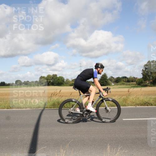 25.08.2024 - Elbe Triathlon Hamburg Fuchs,  Jonas http://msf.ph/oto/6836237 25.08.2024 10:28:58 Radfahren 650, 724, 485 meine-sportfotos.de