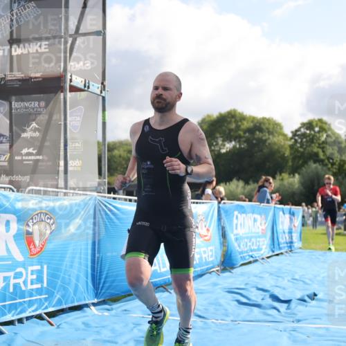 25.08.2024 - Elbe Triathlon Hamburg H.Heesch http://msf.ph/oto/6836246 25.08.2024 10:16:11 Ziel 38, 79 meine-sportfotos.de