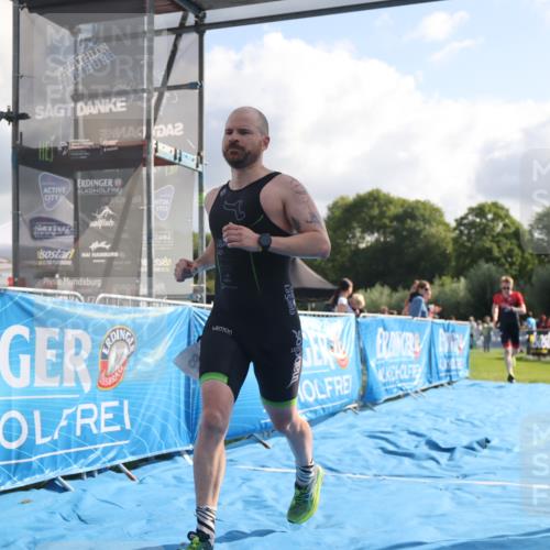 25.08.2024 - Elbe Triathlon Hamburg H.Heesch http://msf.ph/oto/6836255 25.08.2024 10:16:11 Ziel 38, 79 meine-sportfotos.de